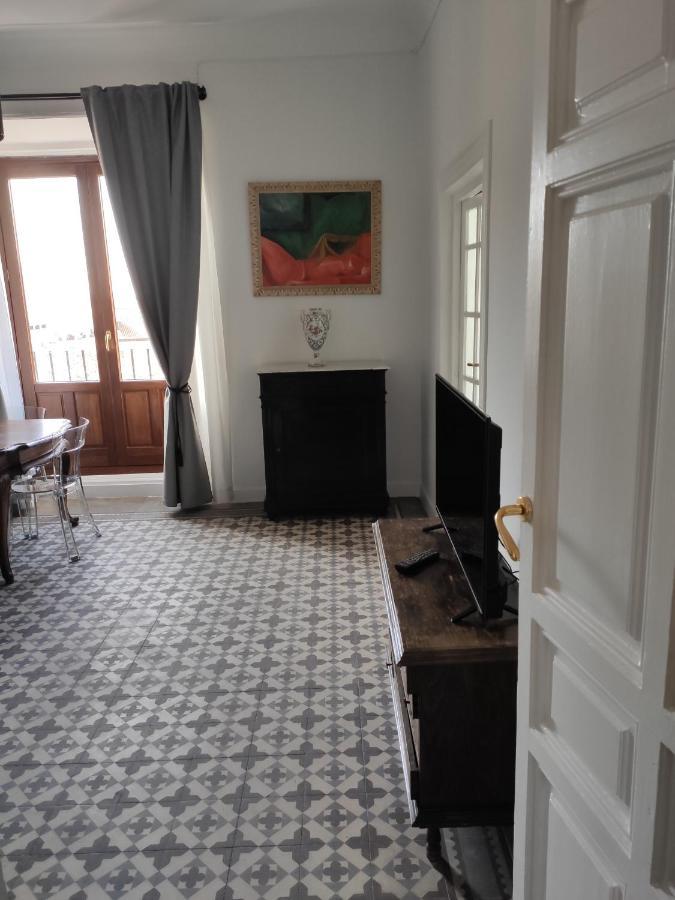 Nuevo Elegante Piso Vintage En Plena Plaza Mayor Мадрид Екстериор снимка