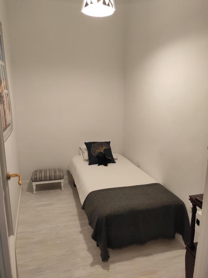 Nuevo Elegante Piso Vintage En Plena Plaza Mayor Мадрид Екстериор снимка